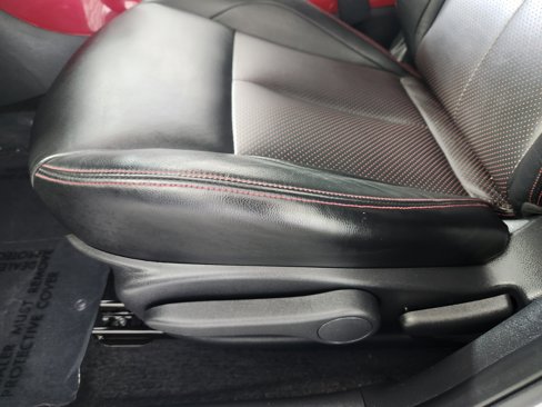 Used 2011 Nissan Juke SL w/ Sport Pkg image 12