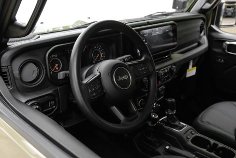 Used 2025 Jeep Gladiator Sport image 57