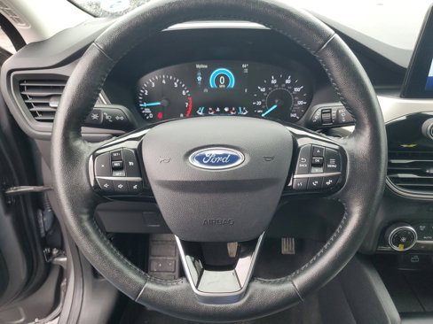 Used 2021 Ford Escape SE w/ SE Sport Appearance Package image 14