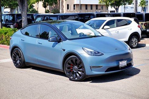 Used 2022 Tesla Model Y Performance image 3