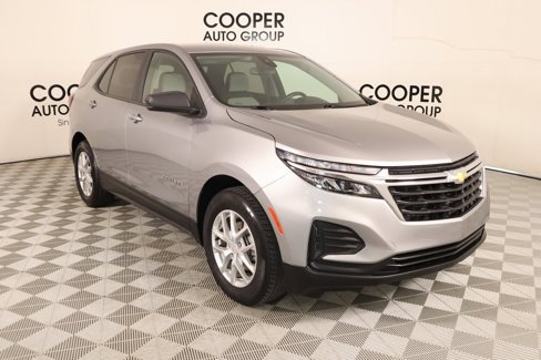 Used 2024 Chevrolet Equinox LS w/ LS Convenience Package image 1