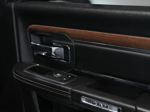 Used 2017 RAM 2500 Laramie w/ Sport Appearance Group image 28