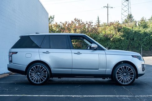 Used 2018 Land Rover Range Rover Supercharged image 9