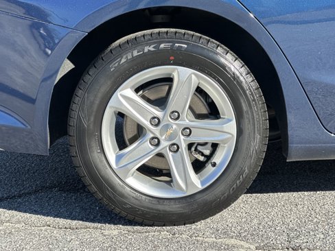Used 2022 Chevrolet Malibu LT image 17