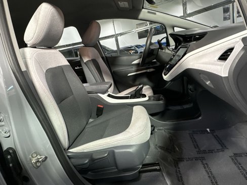 Used 2019 Chevrolet Bolt LT image 31