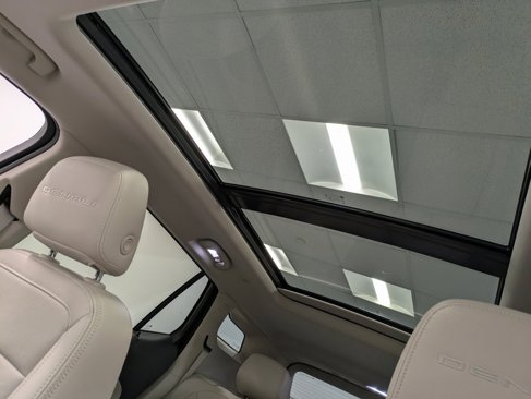 Used 2022 GMC Terrain Denali w/ LPO, Floor Liner Package image 21