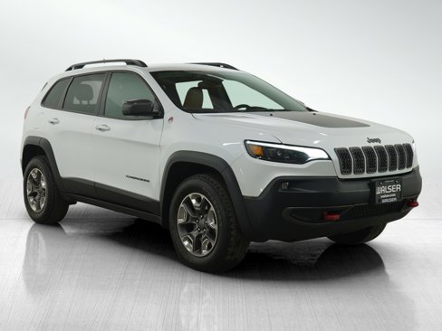 Used 2019 Jeep Cherokee Trailhawk w/ Cold Weather Group image 7