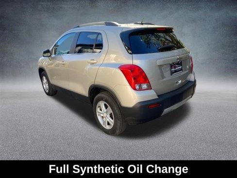 Used 2016 Chevrolet Trax LT w/ LT Sun and Sound Package image 3