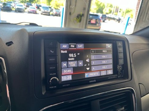 Used 2019 Dodge Grand Caravan GT image 17