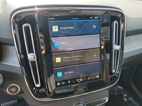New 2025 Volvo XC40 B5 Core w/ Protection Package Premier image 15