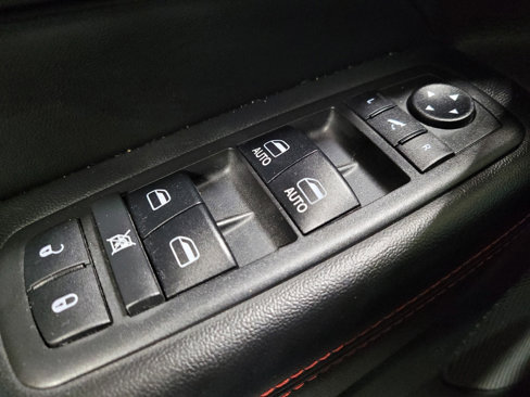 Used 2018 Jeep Grand Cherokee Trailhawk w/ Trailhawk Luxury Group image 27