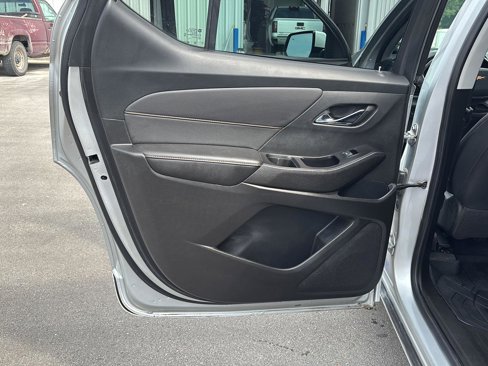 Used 2020 Chevrolet Traverse Premier image 17