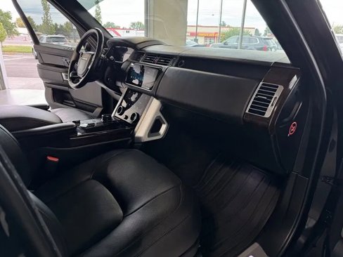 Used 2018 Land Rover Range Rover Long Wheelbase Supercharged image 24