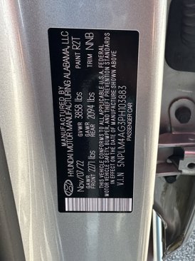 Used 2023 Hyundai Elantra SEL image 33