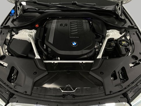 Certified 2023 BMW 540i xDrive w/ Executive Package image 11