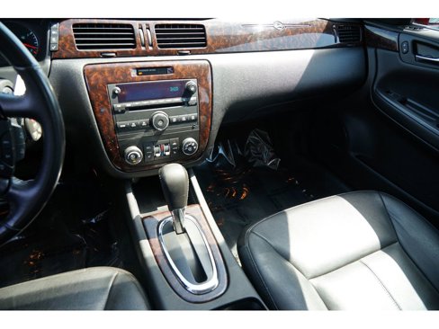 Used 2013 Chevrolet Impala LTZ image 21
