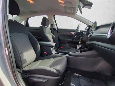 Used 2023 Kia Forte LXS w/ LXS Technology Package image 19