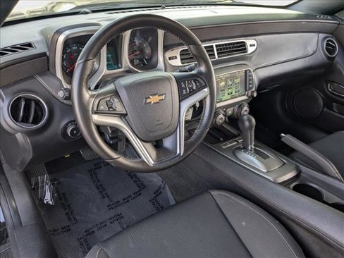 Used 2015 Chevrolet Camaro LT image 10