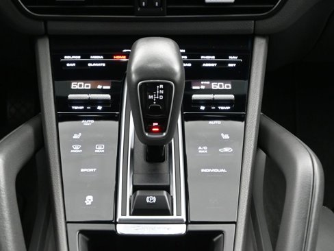 Certified 2019 Porsche Cayenne image 25