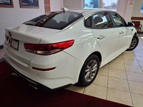 Used 2019 Kia Optima LX image 6