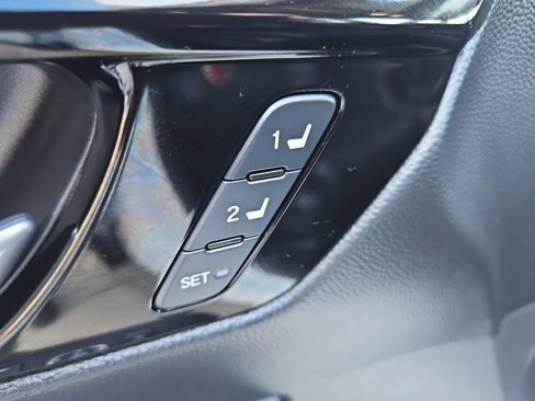 Used 2023 Honda CR-V EX-L image 15