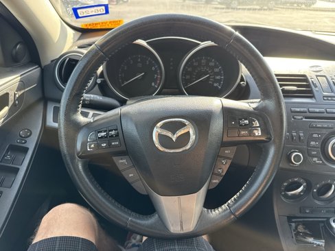 Used 2012 MAZDA MAZDA3 i Touring image 12