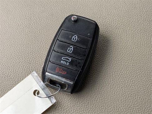 Used 2018 Kia Optima LX image 24
