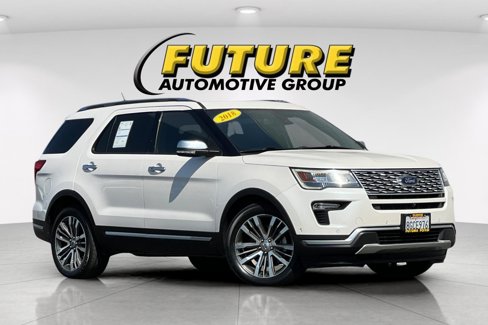 Certified 2018 Ford Explorer Platinum image 1