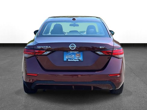 Used 2022 Nissan Sentra SV image 6