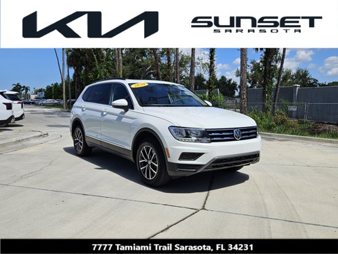 Used 2020 Volkswagen Tiguan SE w/ Panoramic Sunroof Package image 1