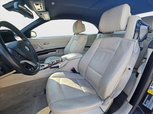 Used 2012 BMW 328i Convertible image 11
