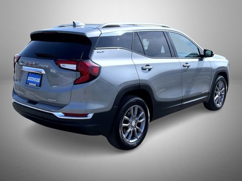 Certified 2024 GMC Terrain SLT image 5
