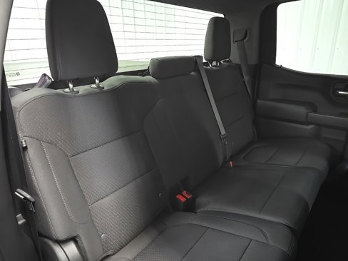Used 2020 Chevrolet Silverado 1500 Custom w/ Custom Value Package image 16