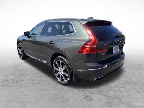 Used 2020 Volvo XC60 T5 Inscription w/ Protection Package image 5