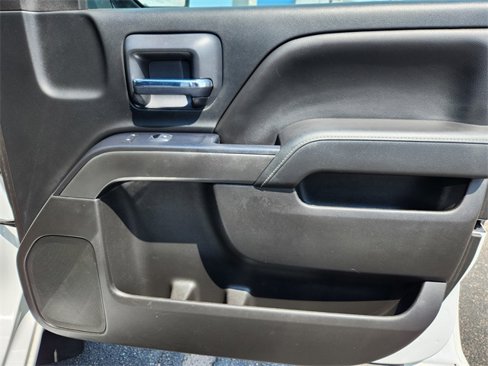 Used 2018 Chevrolet Silverado 1500 LT w/ All Star Edition image 18