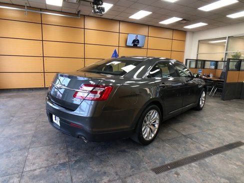 Certified 2017 Ford Taurus Limited image 7