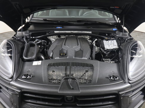 New 2024 Porsche Macan Turbo image 22