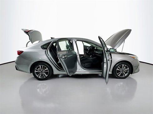 Used 2024 Kia Forte LXS image 21