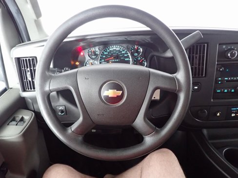 Used 2018 Chevrolet Express 2500 image 16