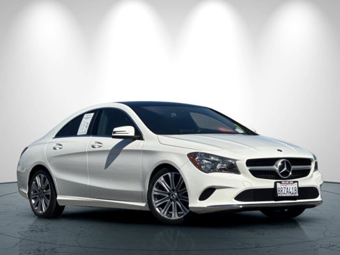 Used 2018 Mercedes-Benz CLA 250 image 2