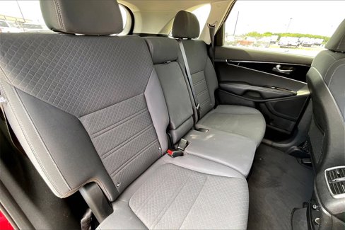 Used 2018 Kia Sorento LX image 22