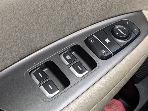 Used 2018 Kia Optima LX image 20