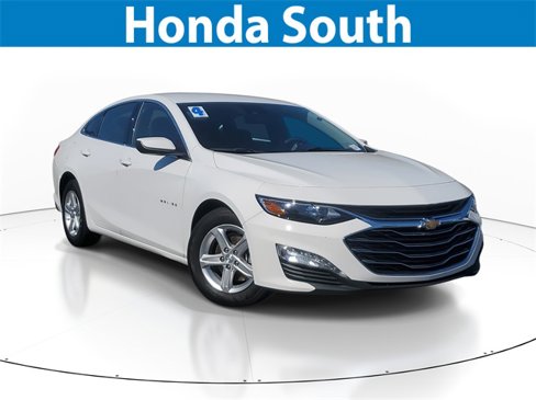 Used 2024 Chevrolet Malibu LT image 1