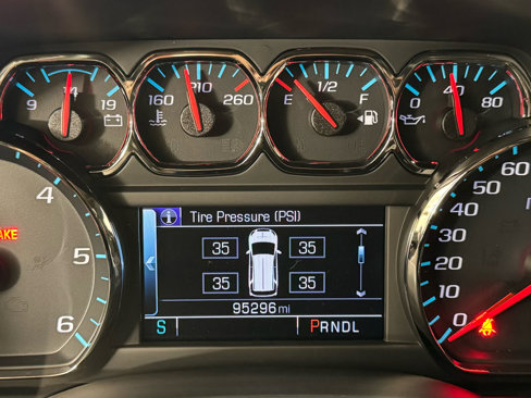 Used 2018 Chevrolet Suburban LS image 19