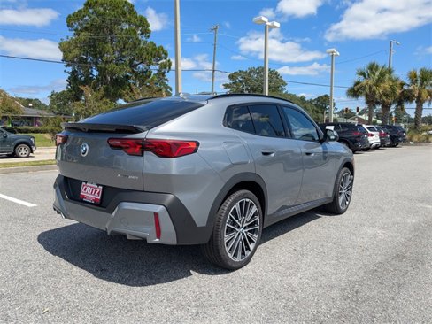 New 2026 BMW X2 xDrive28i w/ Technology Package image 4