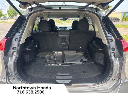 Used 2019 Nissan Rogue SV image 17