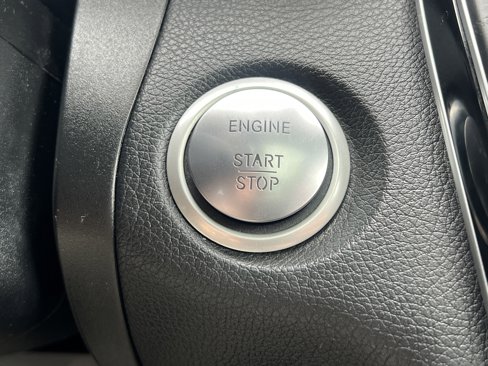 Used 2018 Mercedes-Benz GLC 300 image 42