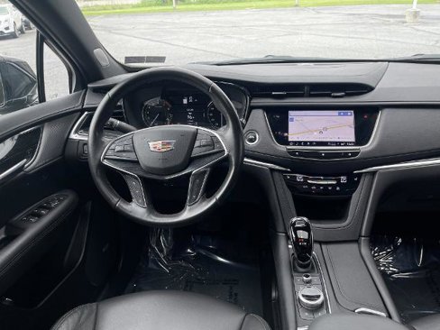 Used 2021 Cadillac XT5 Premium Luxury image 25