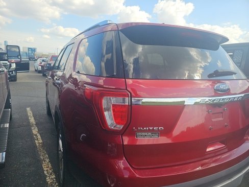Used 2016 Ford Explorer Limited image 6