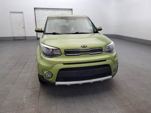 Used 2017 Kia Soul + image 14